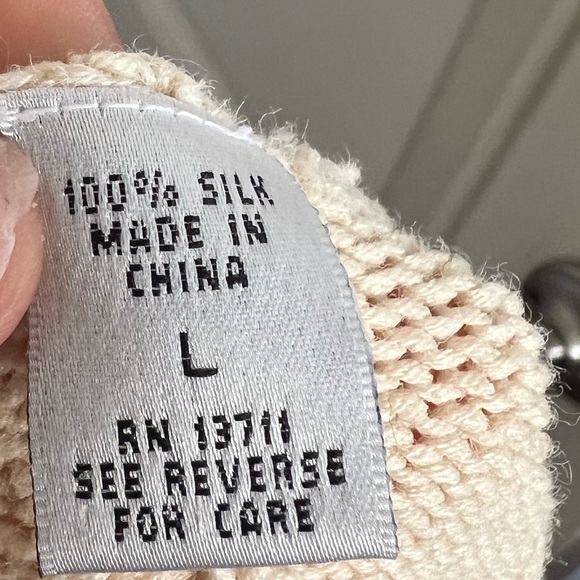 valerie stevens 100% silk cardigan knit sweater pearl beige color - Picture 8 of 8